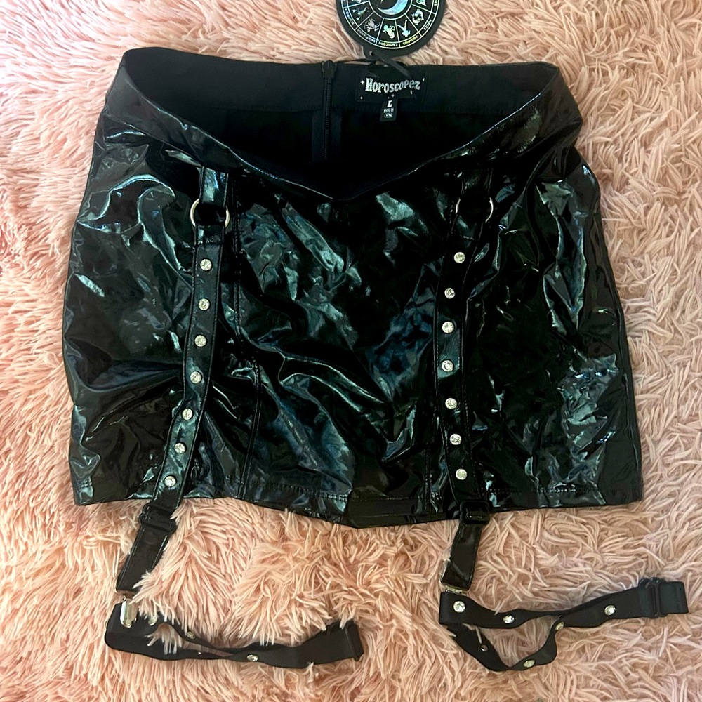 Sexy garter skirt